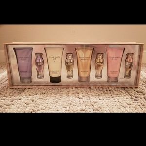 Rare HTF Victoria's Secret Dream Angels Gift Set